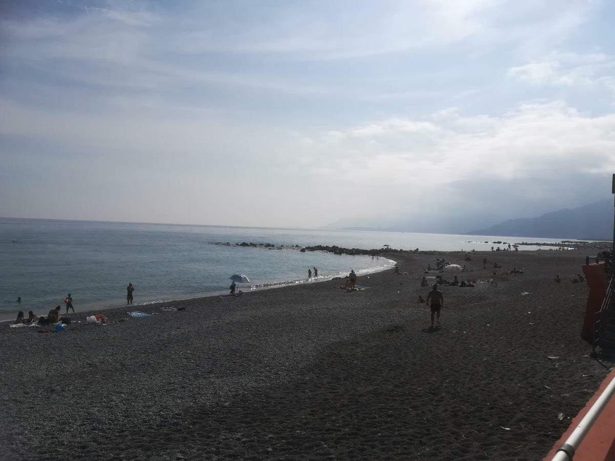 Le Case Del Sole Βεντιμίλια Εξωτερικό φωτογραφία